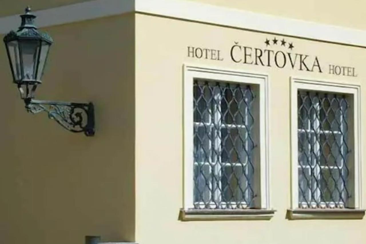 Hotel Certovka Praga Esterno foto